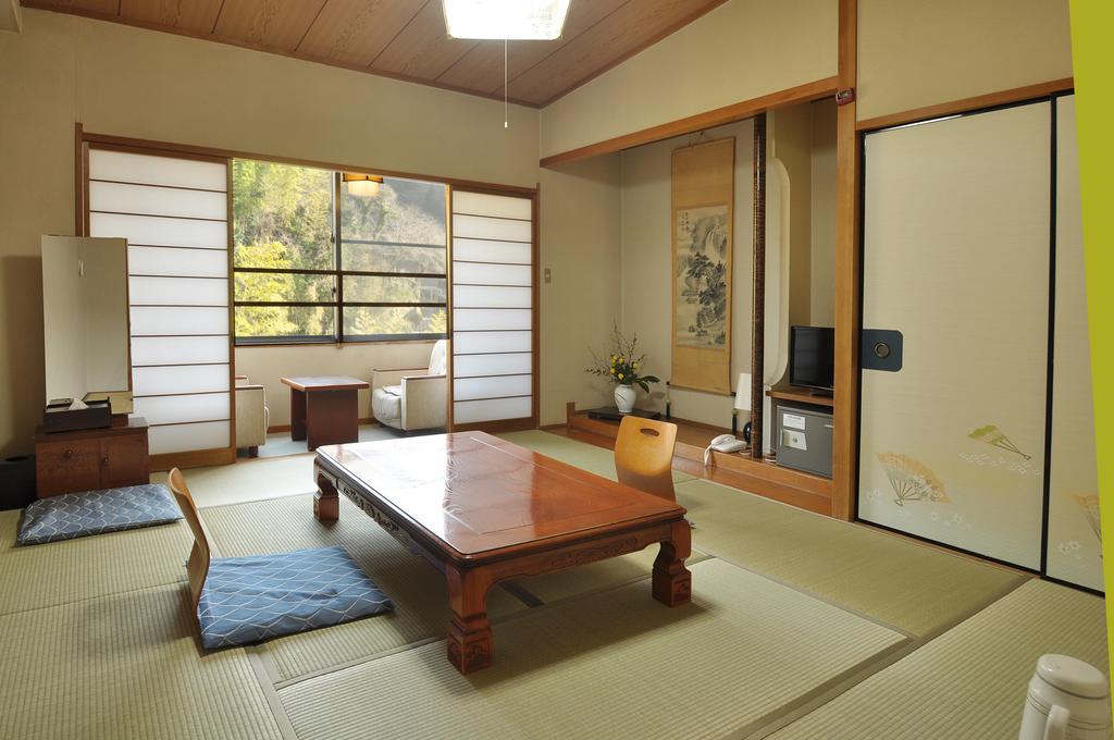 Furuyu Onsen Oogiya Hotel Saga Bagian luar foto
